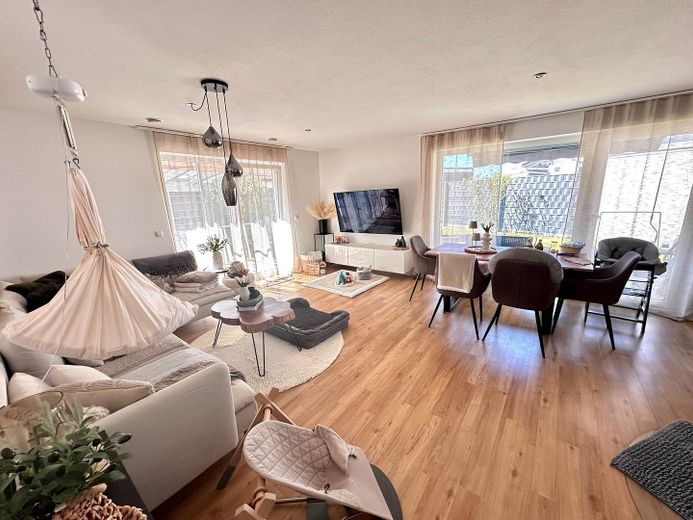 PROVISIONSFREIE moderne 2 Zimmer Erdgeschosswohnung mit Garten, 2 Terrassen & eigener Garage – Foto 4
