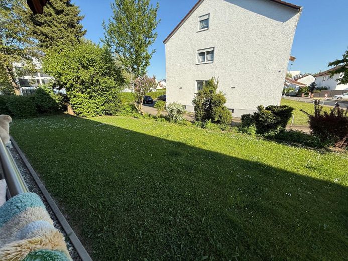 Hausansicht Garten