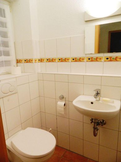 EG, Gäste-WC