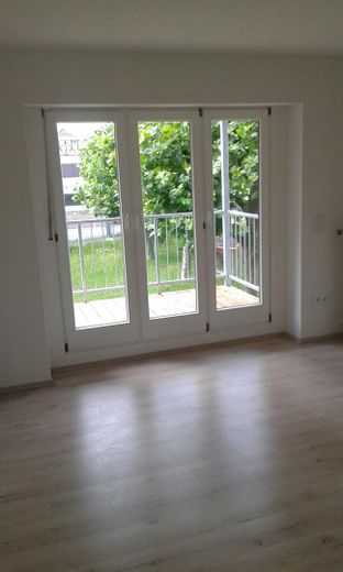 Solide Kapitalanlage mit 5,9 % Rendite inkl. Abgeschlossenheitsbescheinigung. Provisionsfrei – Balkon i. OG