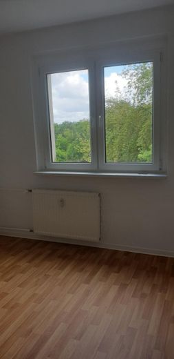 Jobcenter zahlt ihre Miete in Burg 2,5 Räume 56 m² Balkon Aufzug – Beispielbild