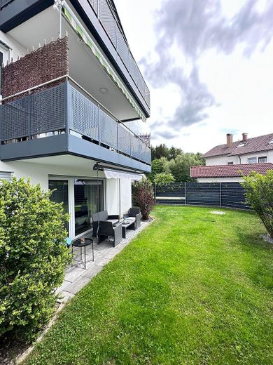 PROVISIONSFREIE moderne 2 Zimmer Erdgeschosswohnung mit Garten, 2 Terrassen & eigener Garage – Foto 1