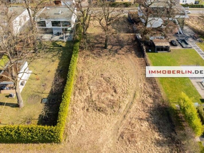 IMMOBERLIN.DE - Excellent building plot in a family-friendly location in the Berlin commuter belt – Photo 1