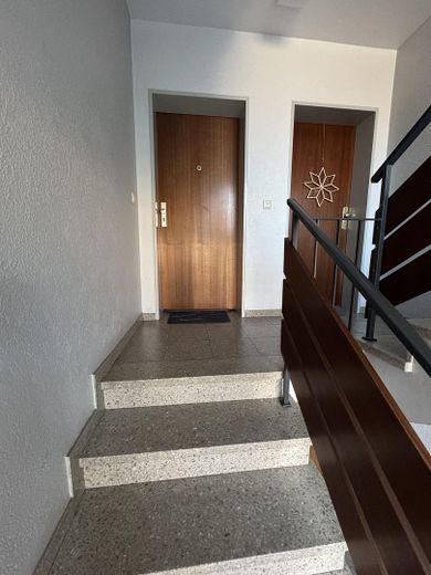 Wohnungen im 1. OG li u. re.