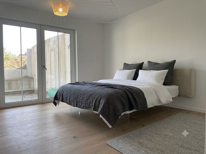 First occupancy – garden maisonette with high-quality fittings – Masterbed Room