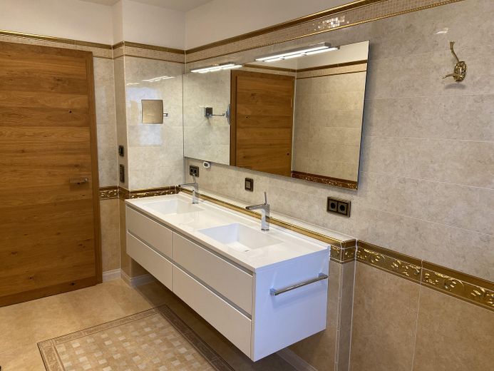 Premium condominium in a prime location in Baden-Baden – 4 rooms | 134.85 m² | immediately available – Bad 1