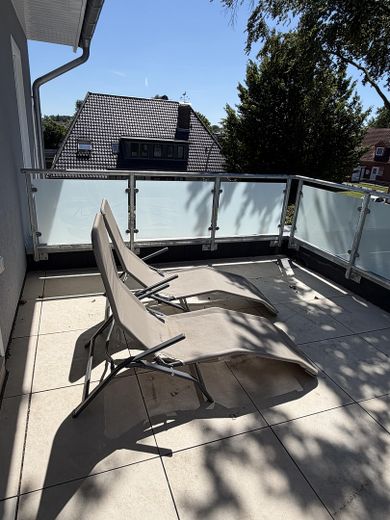Zentrale 2-Zimmer OG-Wohnung im Grünen (mit Wärmepumpe) Immelmannstr./In der Ahe – Dachterrasse