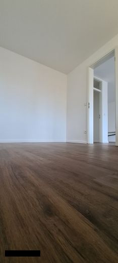 Kernsanierte 2-Zimmer-Wohnung mit Balkon | ideal für Eigennutzer und Kapitalanleger – Schlafen