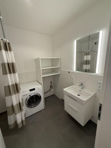 Exklusives Penthouse in der Wasserstadt Hannover-Limmer mit Blick ins Grüne / Keine Maklergebühren – Gäste-WC