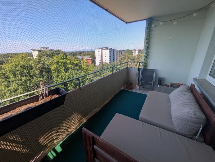 sanierte 3-Zimmerwohnung mit sonnigem Balkon & Stellplatzmöglichkeit☀️ – Westbalkon mit Aussicht