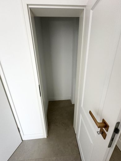 Appartamento di alta qualità di 55 m², standard di nuova costruzione, prima occupazione, completamente ristrutturato, riscaldamento a pavimento – Foto 14