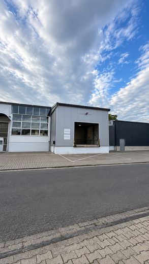 Hala magazynowa, hala produkcyjna 605 m2 w Pfungstadt, z możliwością podziału na 80–300 m2 – Zdjęcie 1