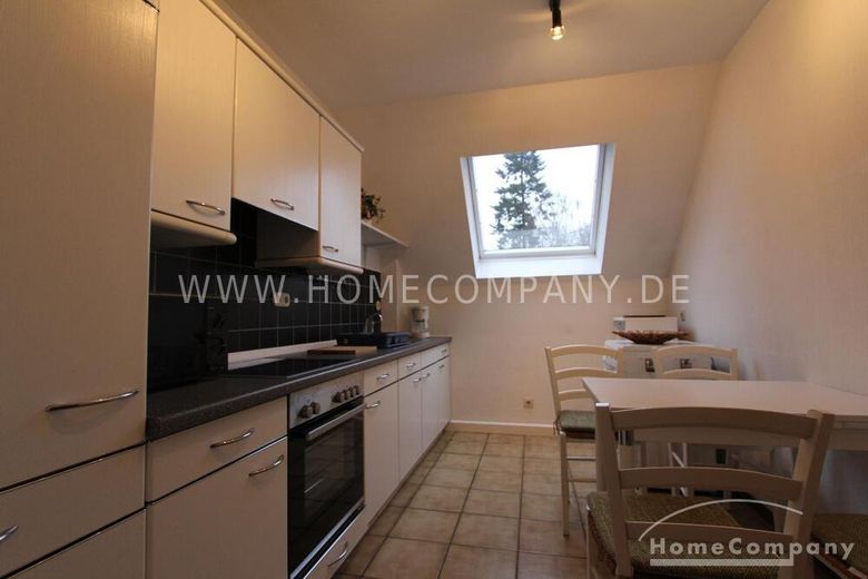 Gemütlich eingerichtete 2-Zimmer-Dachgeschosswohnung in Hürth bei Köln! – 887647e976253e9a5d7e9db4d1b84a76494d2ee9.jpg