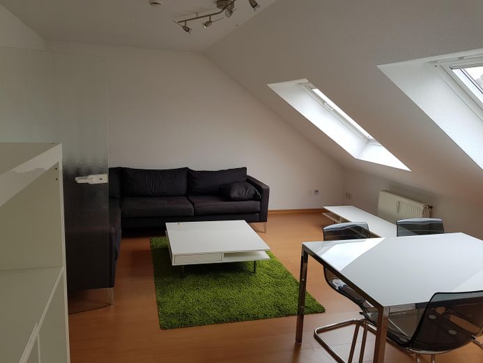 PROVISIONSFREIE 3-Z-W mit Stellplatz in zentraler Lage von Bielefeld – Wohn-/Ess-Zimmer