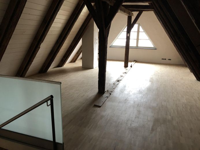 Edificio storico completamente ristrutturato nel centro di Hallstadt – Arbeiten 2.OG