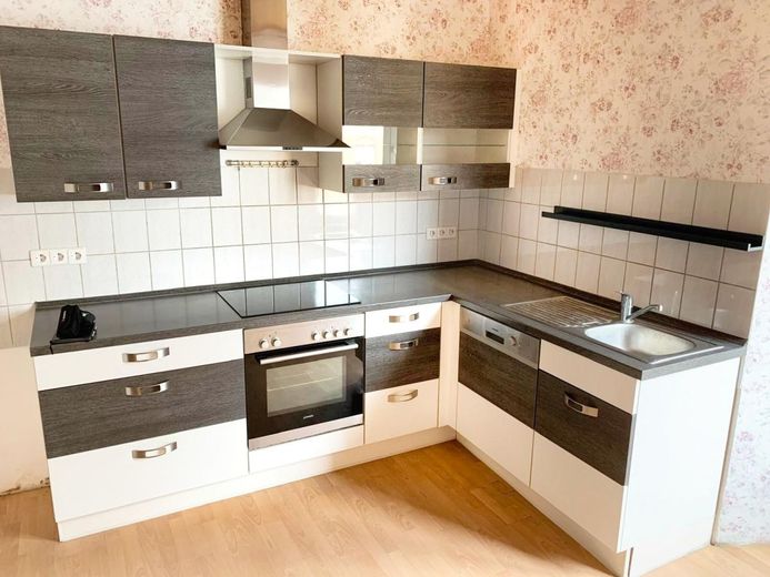 8 FH in zentraler Lage MA-Rheinau`s mit Renditeerweiterungs Potential – Küche