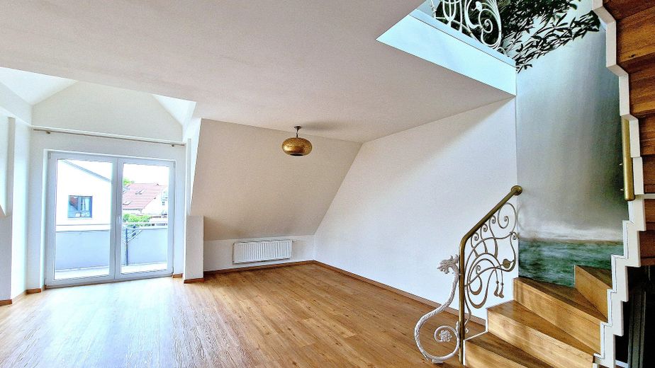 Neues Glück 🏡 Neues Zuhause – offenes, helles Wohnzimmer