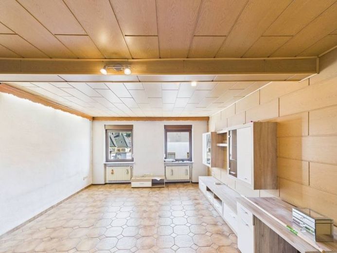 Einziehen & wohlfühlen: DHH mit 100 m² in Friedrichsthal – sofort frei! – फोटो 1