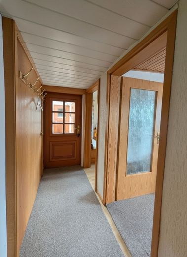 Bungalow mit Traum-Grundstück und Raum für eigene Ideen in toller Lage von Hamburg Kirchwerder – Flur