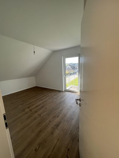 Neuwertiges EFH in bester Wohnlage – Foto 17