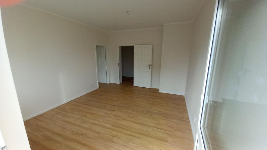 Wohnen in Wassernähe – Zimmer 2