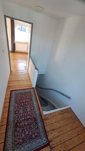 Residential and commercial building Vor dem Steintor from private owner – 3. Etage Flur