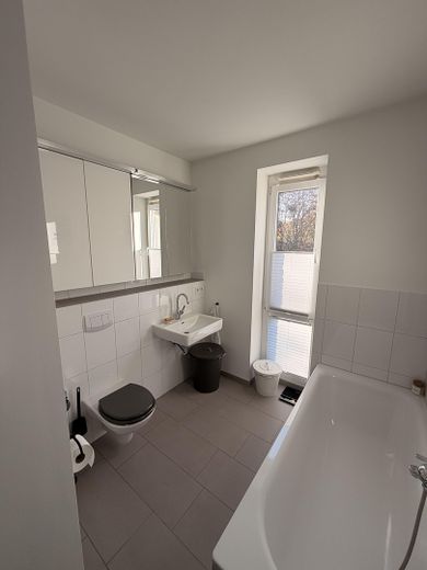 3 Zi Whg Hamburg-Hohenfelde, 72,6 m2 mit TG Stellplatz – Bad