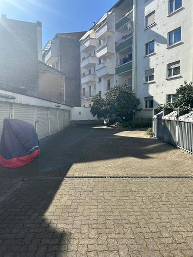 Solide Kapitalanlage in Ludwigshafen-Süd | 1,5-Zimmer-Wohnung, vermietet | Garage optional – Hof