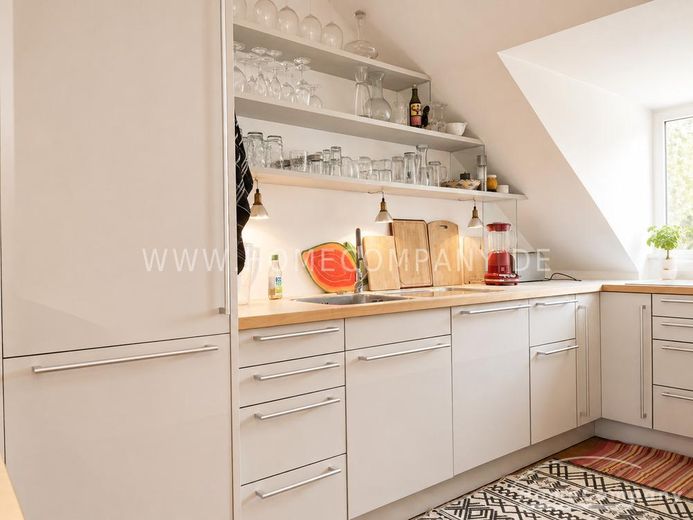 Hochwertige Dachterrassen-Wohnung im Herzen von Schwabing – 2cb8ffe07bb7addeec1956ccf707b1de868c2eba.jpg