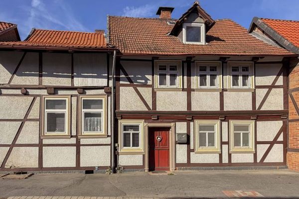 Charmantes denkmalgeschütztes Reihenendhaus mit Garten in der historischen Altstadt von Hornburg