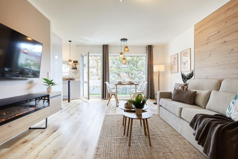 Top renoviertes und vollständig eingerichtetes Apartment in bester Schwabinger Lage - provisionsfrei – Wohnraum