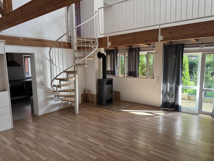 Neuwertige Maisonette-Wohnung und EBK in Achern – Foto 1