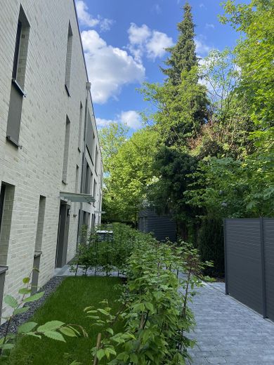 Familienwohnung mit eigenem Garten – Foto 15