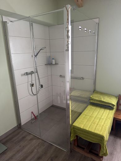 Holzhaus zwischen Nord- und Ostsee – Ebenerdige Dusche