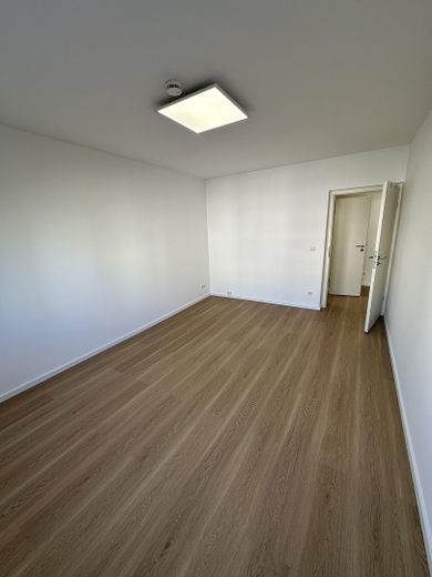 Pięknie wyremontowane mieszkanie 2-pokojowe z zabudową kuchenną i piwnicą – Zdjęcie 7