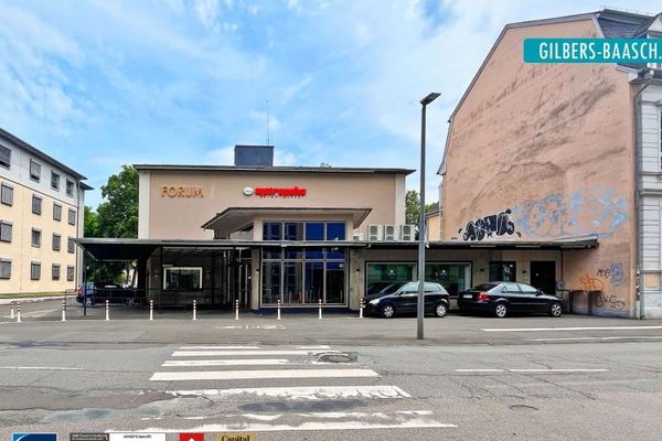 Inmueble comercial de alta rentabilidad en Tréveris con espacio para eventos, bistró y 91 plazas de aparcamiento