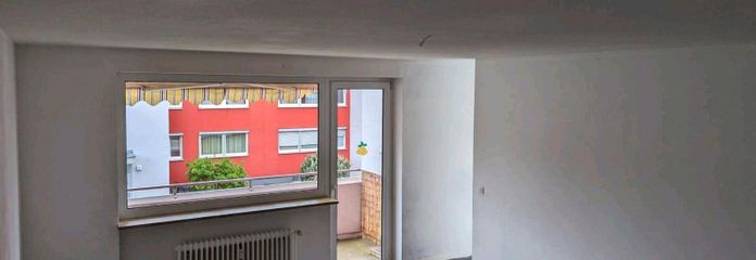 Helle 1-Zimmer-Wohnung mit großem Balkon & Aufzug – naturnah am Pegnitzgrund