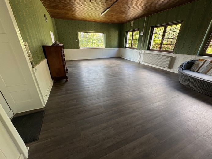 Büro/ Wohnzimmer/ Schlafzimmer