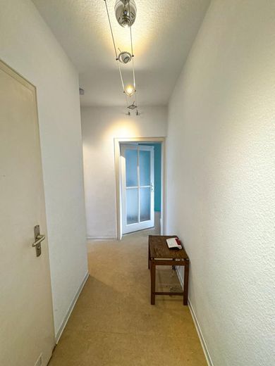 Helle, Bezugsfreie 2-Zimmer Wohnung, 2.OG in Prenzlauer Berg – Flur