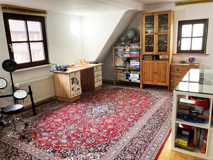 Großzügige ETW in Baden-Baden-Sandweier mit mediterranem Flair, zentral und ruhig gelegen. – Kinderzimmer 2