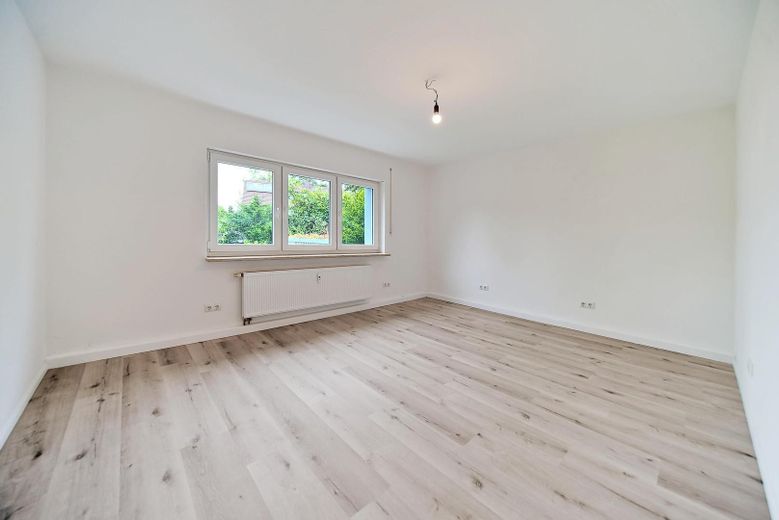 Appartamento maisonette con terrazza, giardino e balcone – senza provvigione ad Alterlangen – Foto 22