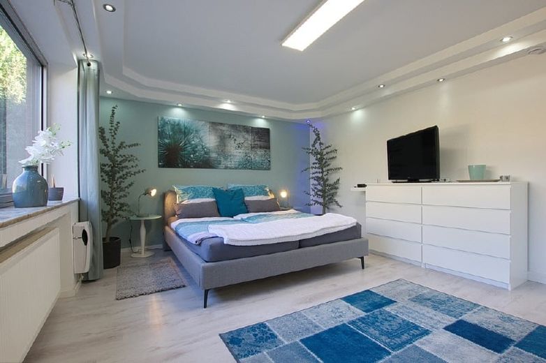 434ecc20a445dec9daea780b2fc60c9bed4a4713.jpg