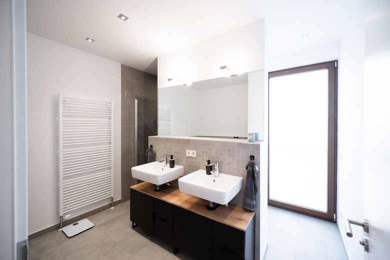 Exclusivo piso de 4,5 habitaciones con amplia terraza y vistas al agua en Berlín-Köpenick – Foto 19