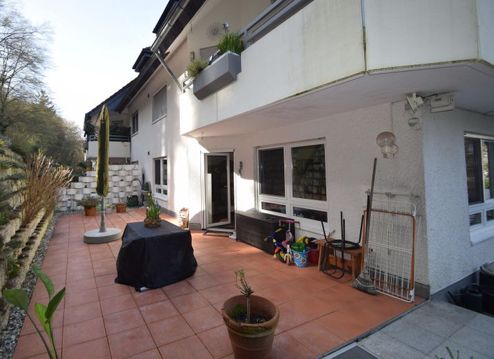 Provisionsfrei:  134m² ETW mit umlaufender Terrasse und Garage – 8.1 Terrasse-Süden