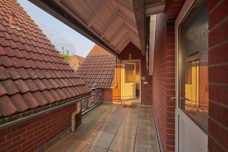 seperater Wohnungseingang 2.OG