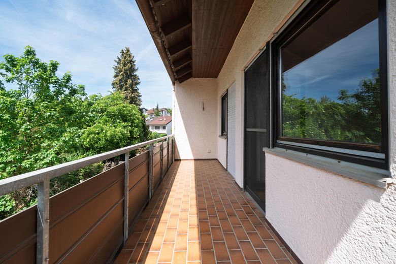 Großzügiges Reiheneckhaus mit Fernwärmeanschluss PROVISIONSFREI – Balkon
