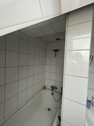 Gezellige 2-kamerwoning op de bovenste verdieping – Foto 5