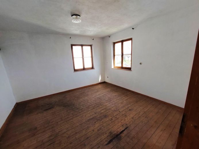 Ehemaliger Vierseitenhof mit Hufschmiede PROVISIONSFREI in Langenlonsheim zu verkaufen – Hufschmiede R1 11,45 m²