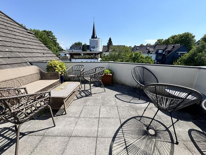 Business-Zimmer mit eigenem Bad, Terrasse, Parkplatz & Serviceoptionen nahe Köln – Foto 7