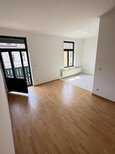 LEIPZIG STÖTTERITZ HELLE 2 Zimmer Wohnung von Privat, SOFORT BEZIEHBAR – Wohnzimmer mit Essbereich